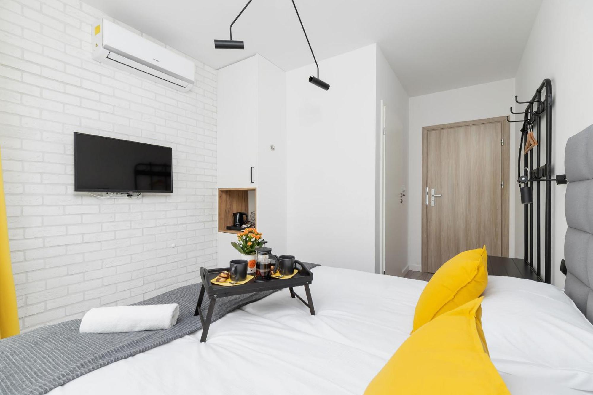 Cracow Miodowa 42 Elegant By Renters Apartment Krakau