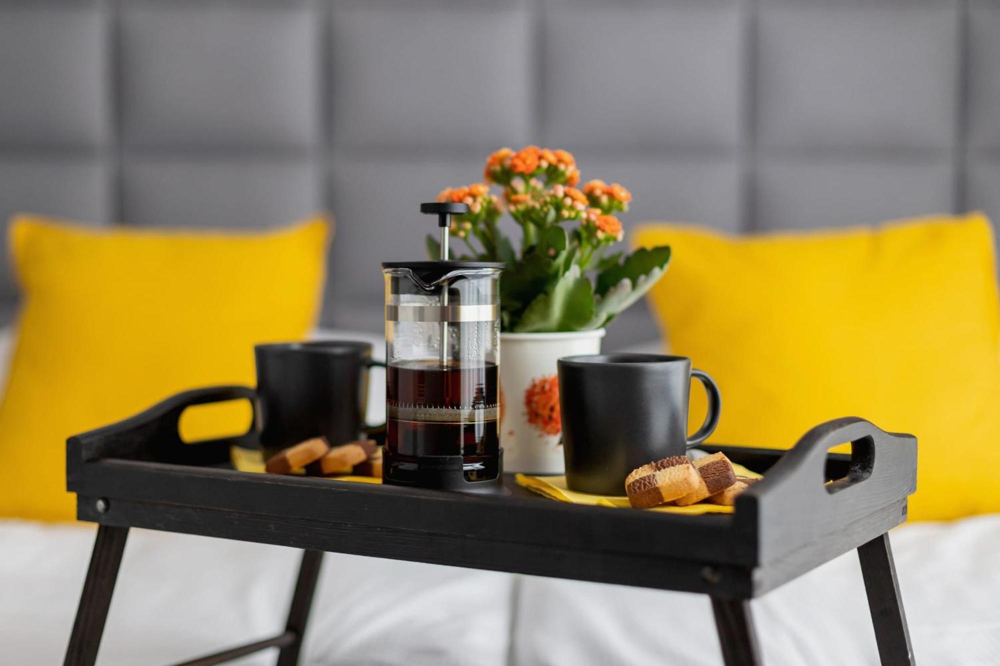 Apartment Cracow Miodowa 42 Elegant By Renters Krakau