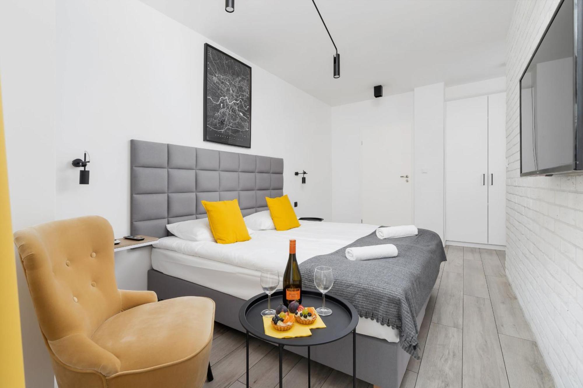 Cracow Miodowa 42 Elegant By Renters Apartment